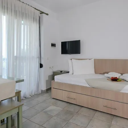 Maistrali Apartments Ormos Panagias Exterior photo